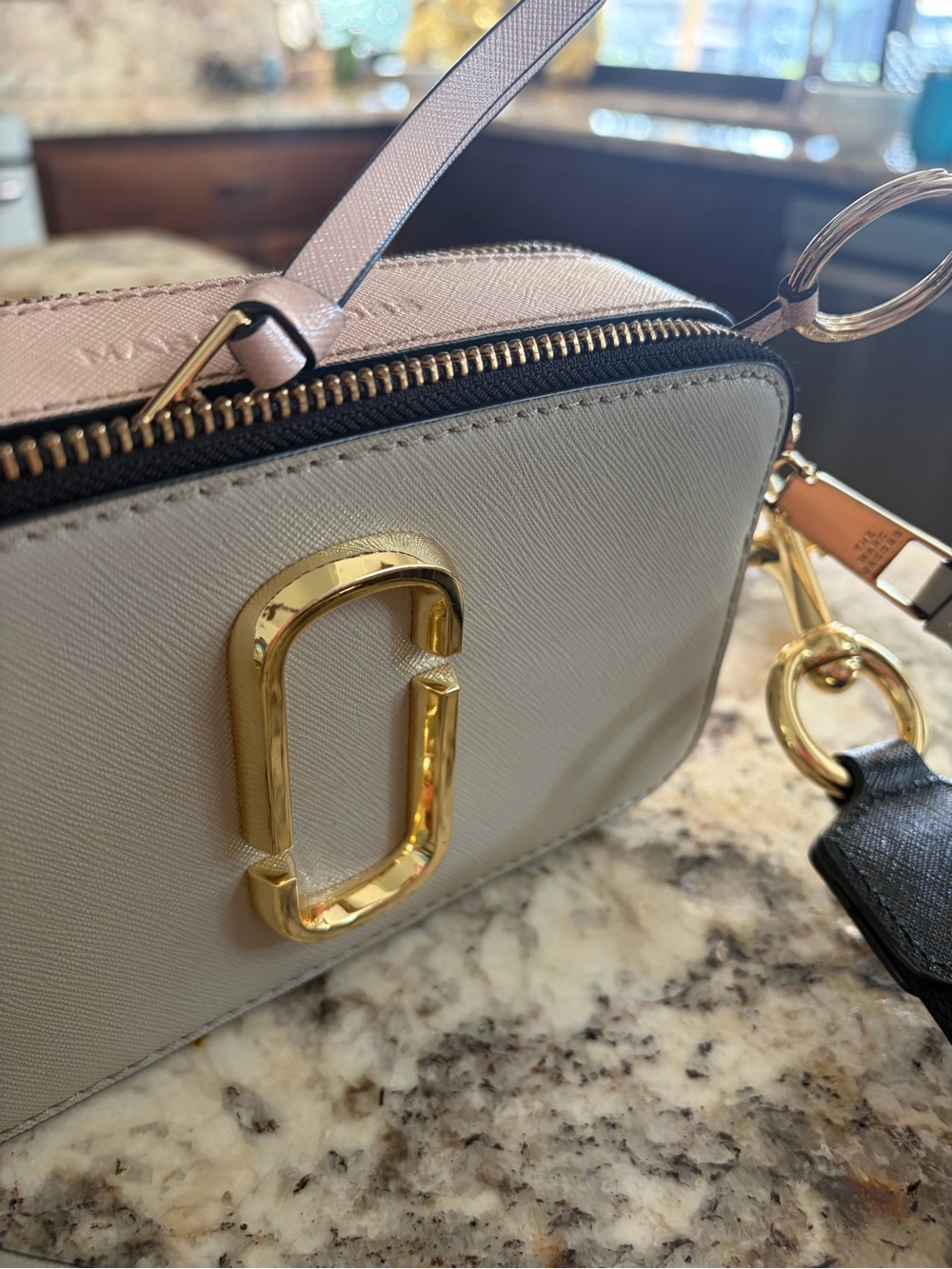 Marc Jacob’s snapshot bag and cardholder keychain - Picture 5 of 7